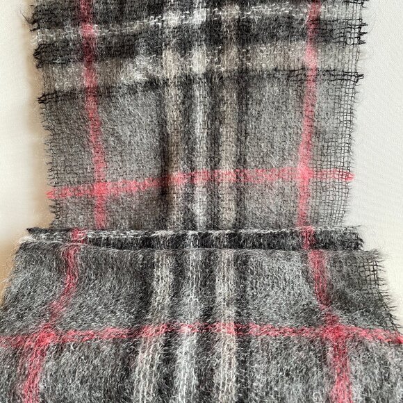 John Hanly Vintage Mohair Wool Blend Grey Check Scarf, Designed in Ireland - Picture 11 of 15